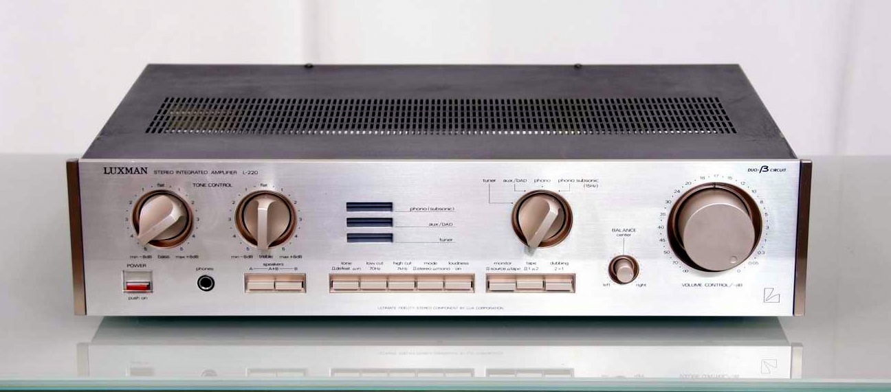 Luxman L-220-1.jpg