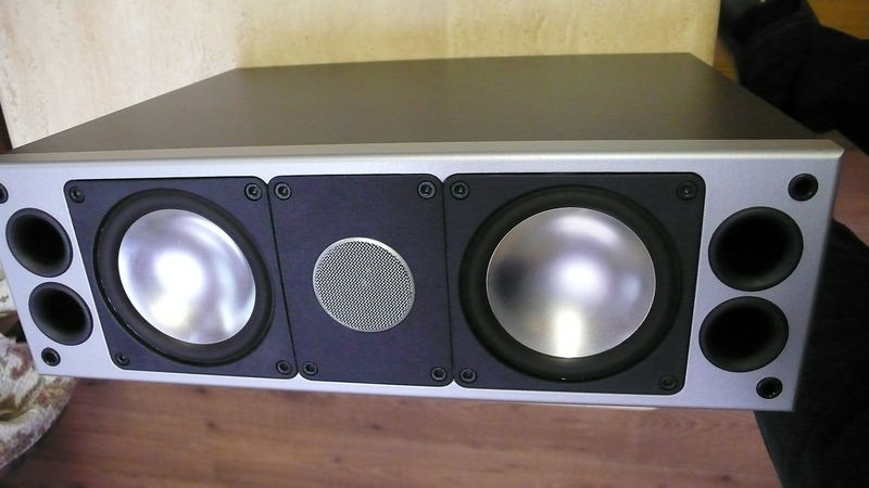 Elac Centerspeaker CM 80 4.jpg