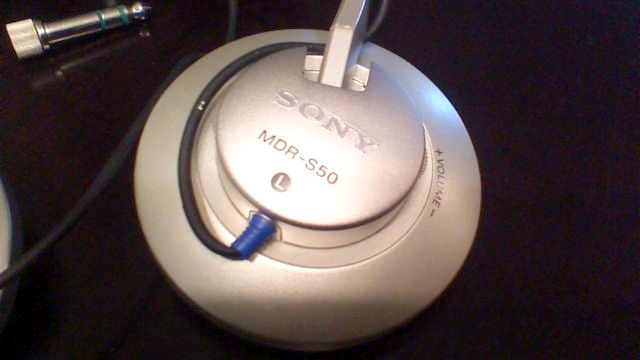 Sony MDR-S 50-1986.jpg
