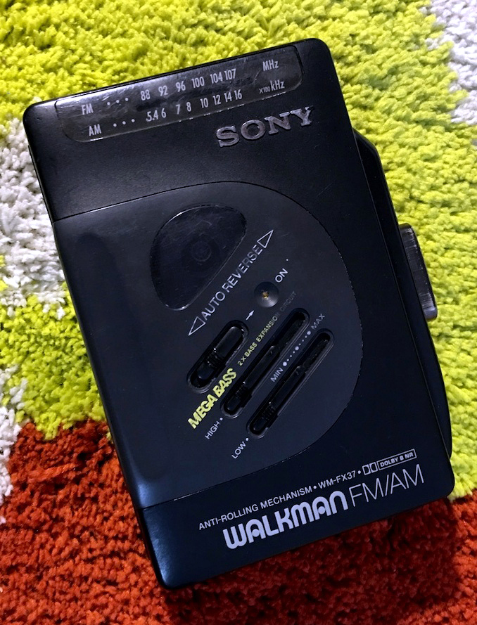 Sony WM-FX 37-1992.jpg