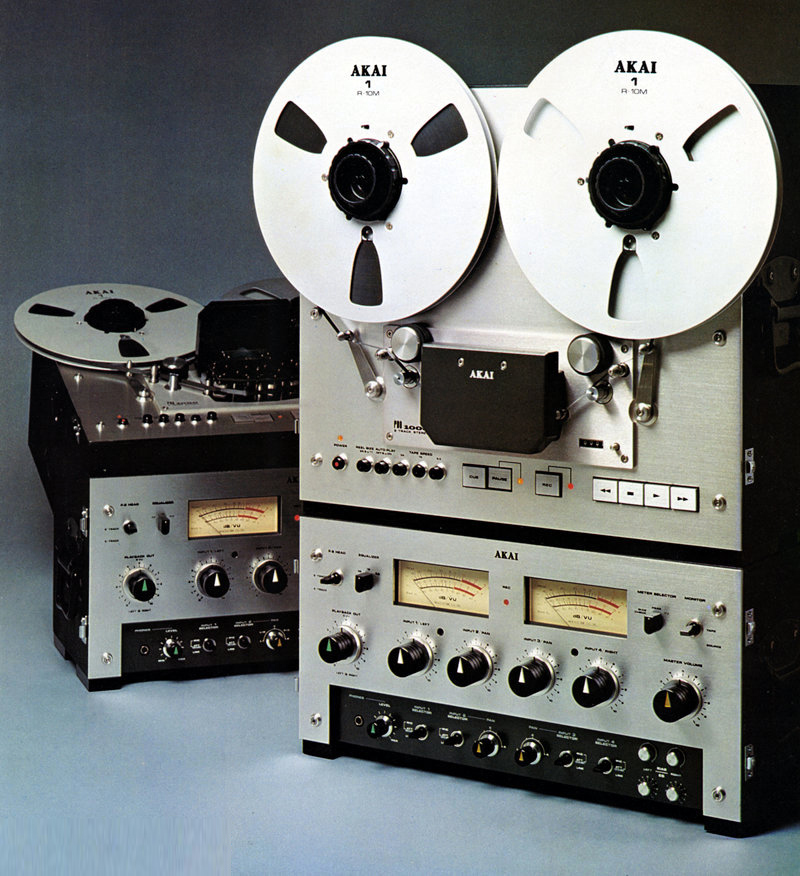 Akai PRO-1000-Prospekt-1.jpg