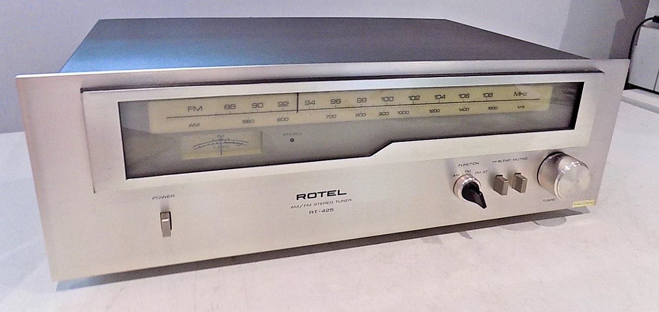 Rotel RT-425.jpg
