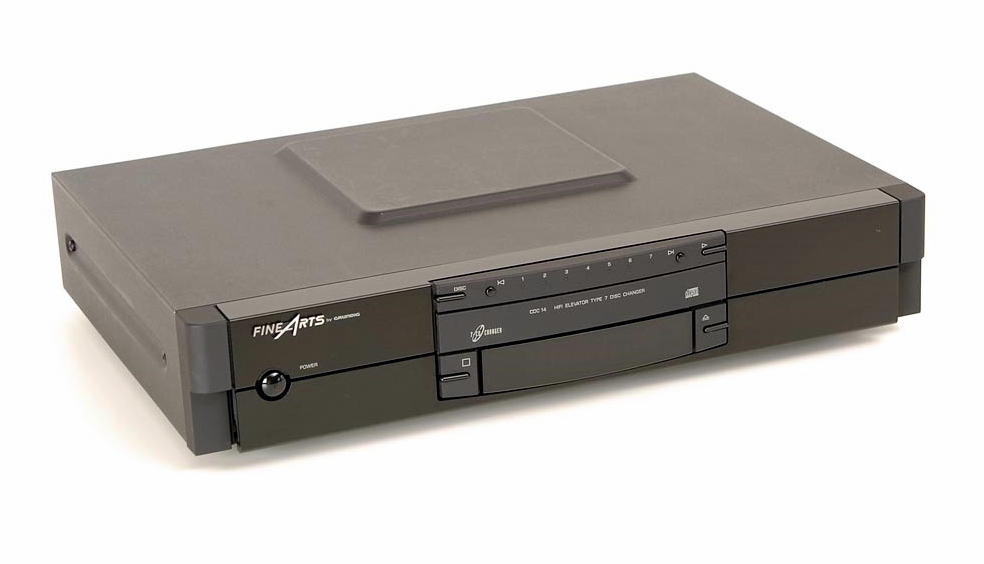 Grundig Fine Arts CDC-14-1996.jpg