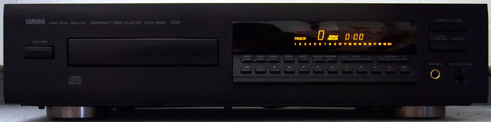 YamahaCDX-860Bedienfeld.jpg