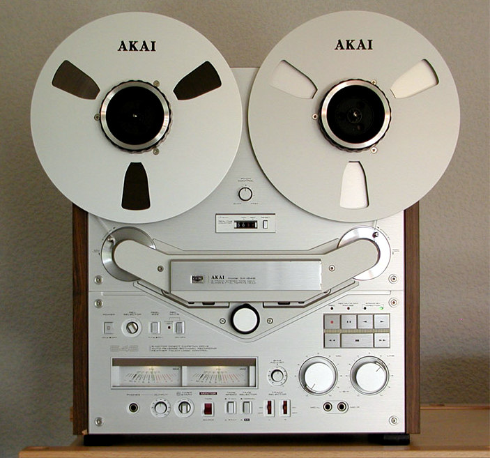 Akai GX-646-1.jpg