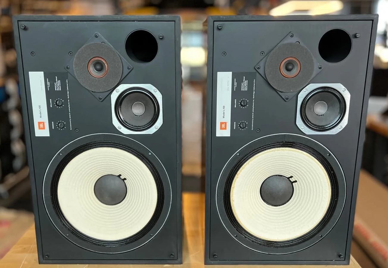 Jbl-l100.jpg