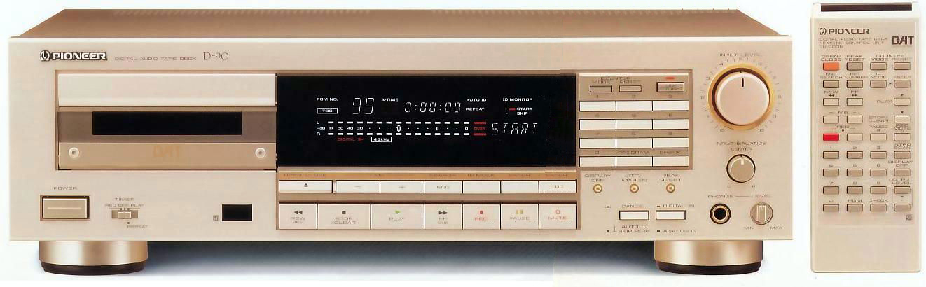 Pioneer D-90-1990.jpg