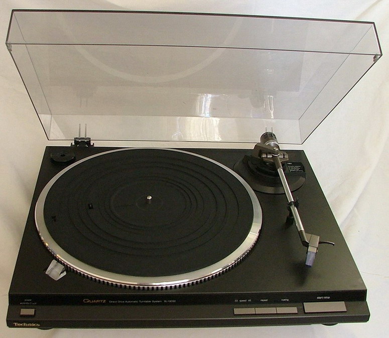 Technics SL-QD33G.jpg