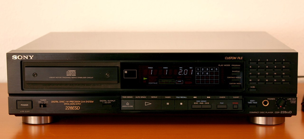 Sony CDP-228 ESD.jpg