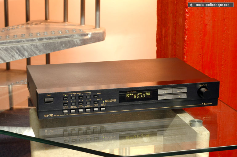 Nakamichi ST7E.jpg