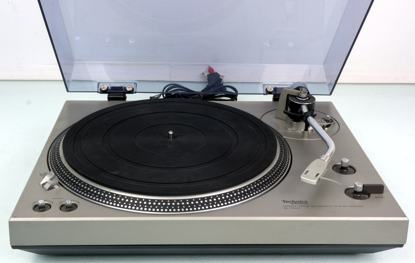 Technics SL-1400-1976.jpg