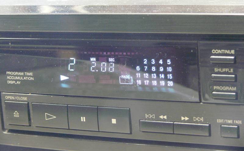 Sony cdp 195 display.JPG