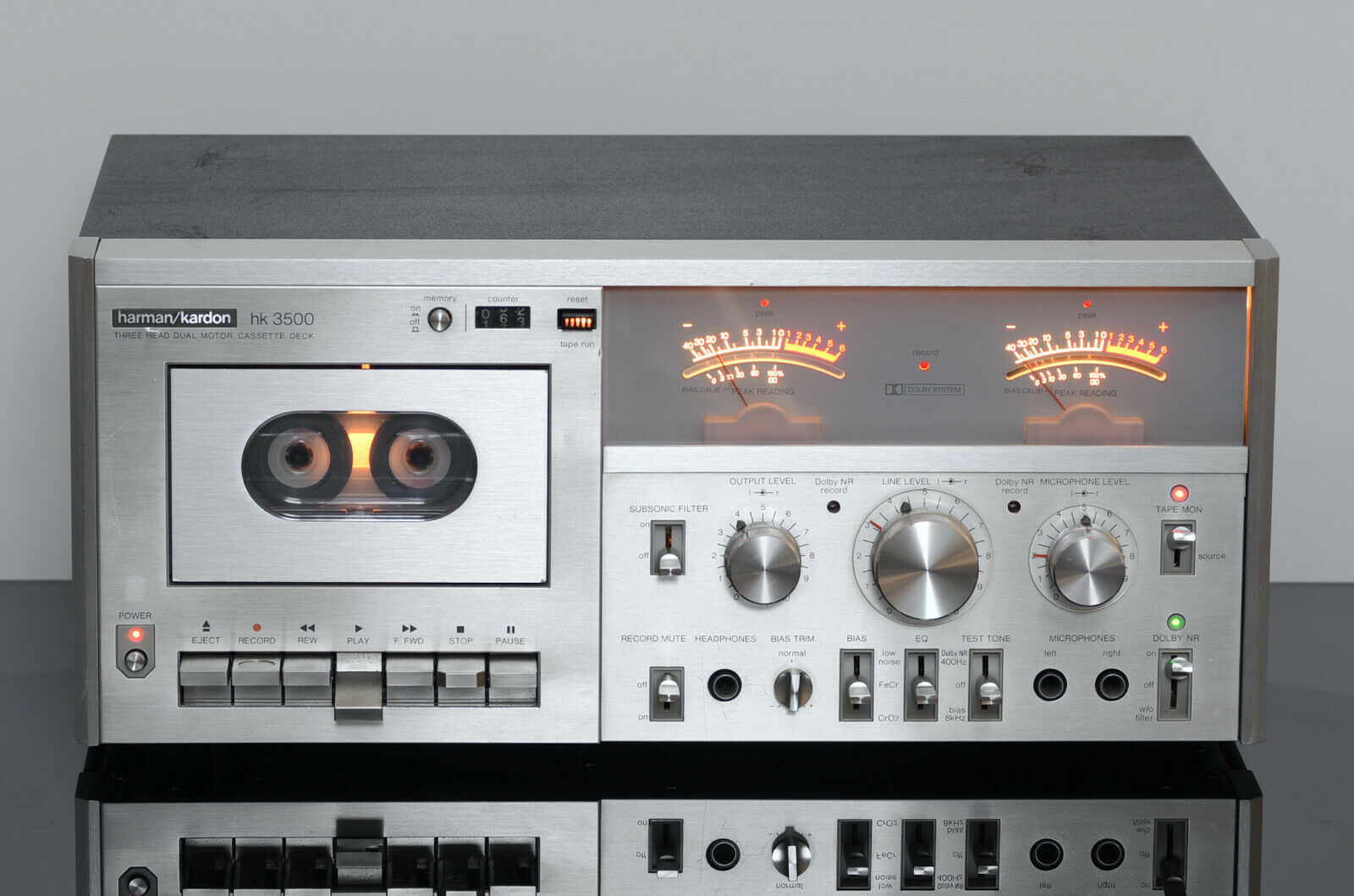 Harman Kardon HK-3500-1.jpg