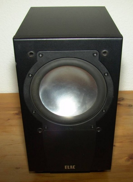 Datei:Elac Bass 373.jpg