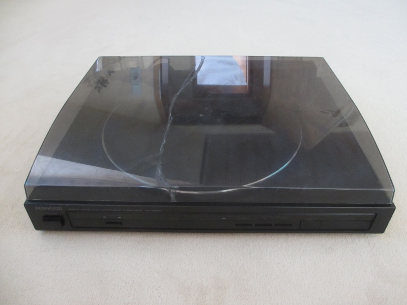 800px-Kennwood-KD4020_I_IMG_5891.JPG