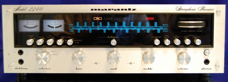 Datei:Marantz 2240-1.jpg