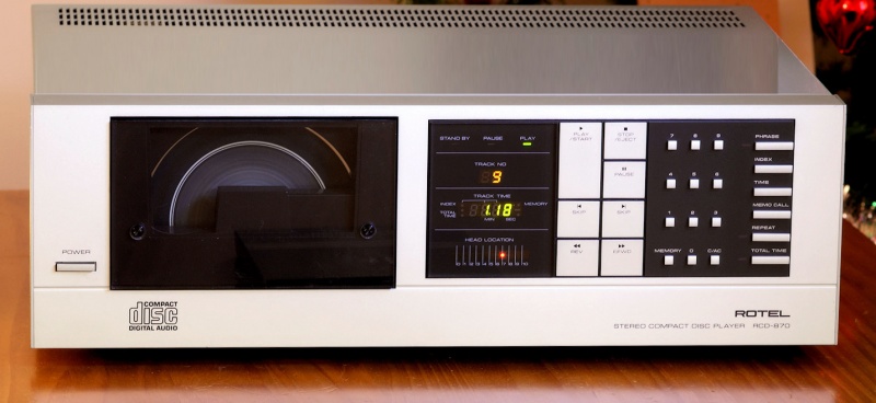 Datei:Rotel RCD-870-12.jpg